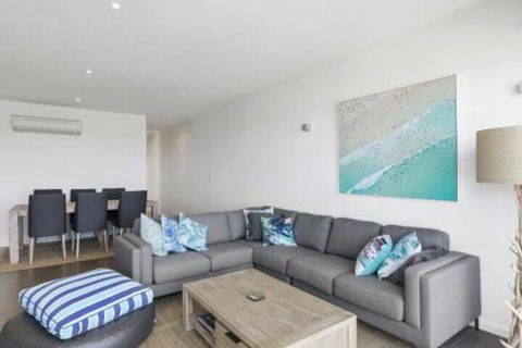 WATERFRONT SEVEN In The Heart Of Lorne - Accommodation BNB 7