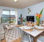 Armstrong Ridge affordable beach oasis - Accommodation BNB