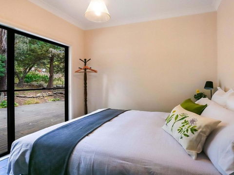 Bellara Your Home Among The Gum Trees! - Accommodation BNB 1