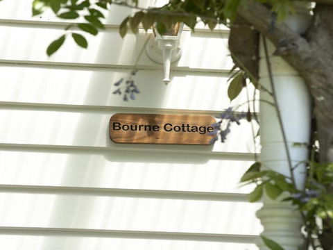 Bourne Cottage Perfect For All Seasons - Accommodation BNB 6