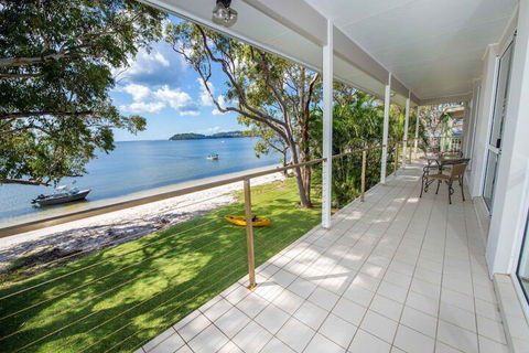 A Foreshore Salamander Bay - Accommodation BNB 3