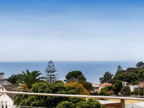 NORTH POINT RETREAT MORNINGTON - Accommodation BNB 4