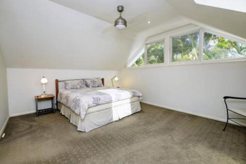 THE BEACH HOUSE - Accommodation BNB 2
