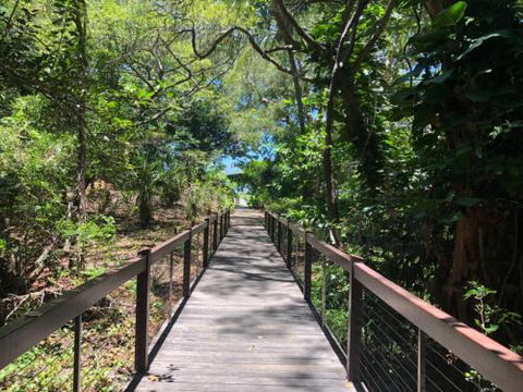 CANOPY HOUSE At PALM COVE - Accommodation BNB 3