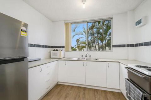 WAVES On MAIN 4 / 1 MAIN STREET - Accommodation BNB 2