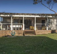Lockhart Ave 76 - Accommodation BNB