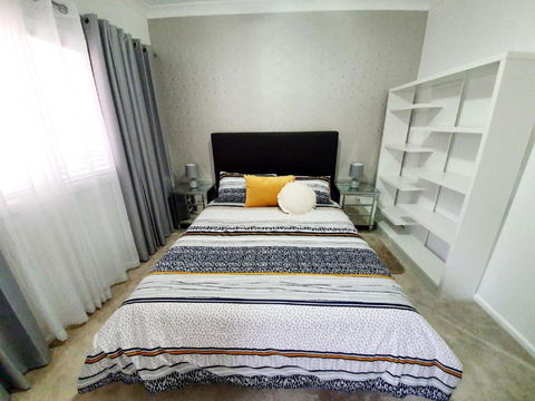 Embracing DutchiesatNelsons Bay - Accommodation BNB 5