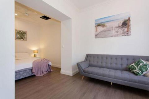 Emu At White Gum Lodge - Accommodation BNB 4
