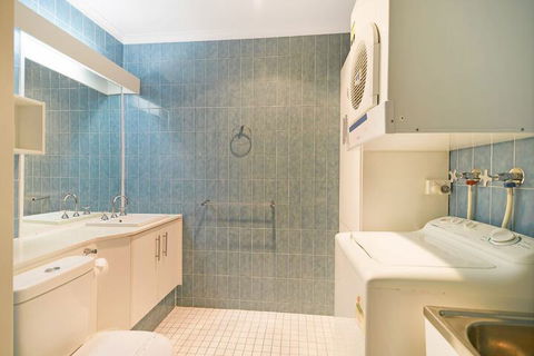 Kari 3 - 3/7 Peregian Esplanade - Accommodation BNB 4