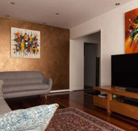Bright  Spacious 2 Bedroom Apartment in Windsor - Accommodation BNB