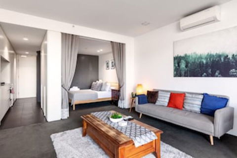 Spacious 1BD 50m From Chapel Street - Accommodation BNB 0