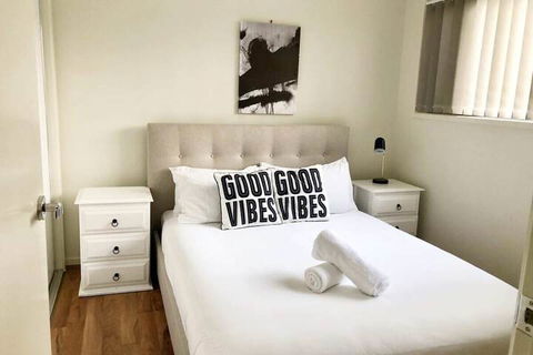 Apartment Stay Close To Surfers Paradise - Accommodation BNB 4