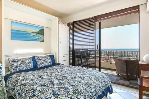 Spacious 2 Bedroom Apartment With Panoramic Views - Accommodation BNB 4