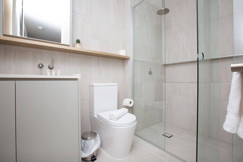 The Lively City 2bed 2 Bath APT @footscray - Accommodation BNB 2