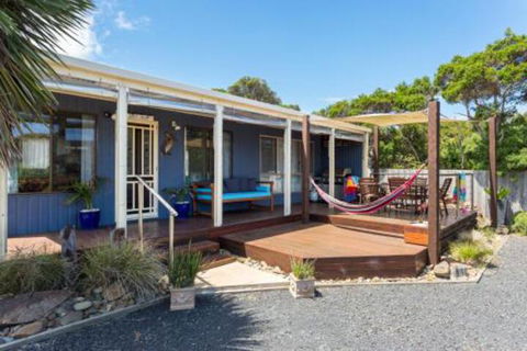 All Decked Out - Accommodation BNB 0