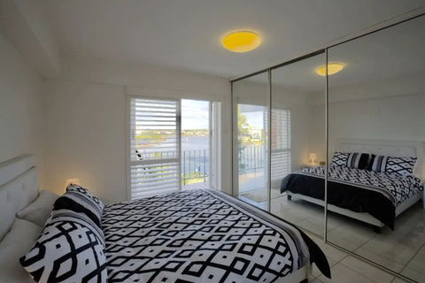 Modern Studio Apartment With Pool & Amazing Views - Accommodation BNB 5