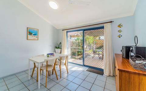Beachside 2 - Accommodation BNB 6