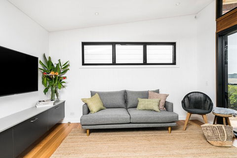 Your Luxury Escape - Carinya Cottage 3 - Accommodation BNB 7