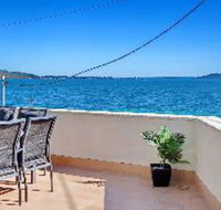 3 Bedroom Apartment Bayview Towers Unit 1 - Accommodation BNB