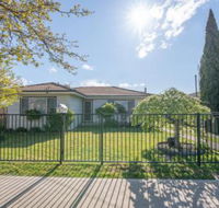 Autumn St. Trendy East Orange Near CBD - Accommodation BNB