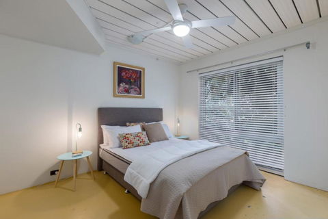 Captains Quarters - Accommodation BNB 1