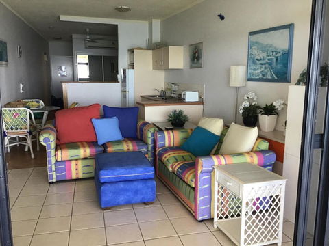 Absolute Beachfront With Million Dollar Views - Accommodation BNB 3