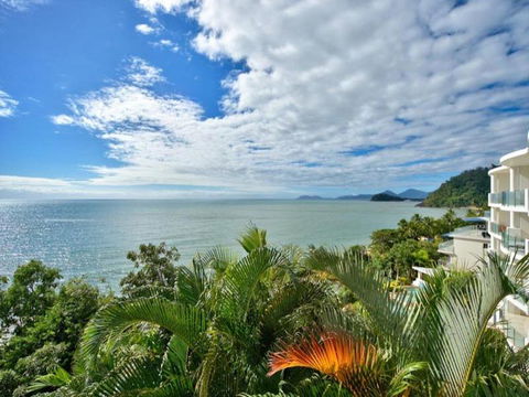 Absolute Beachfront With Million Dollar Views - Accommodation BNB 4
