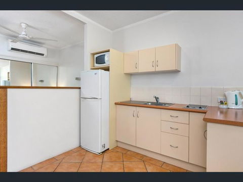 Absolute Beachfront With Million Dollar Views - Accommodation BNB 1