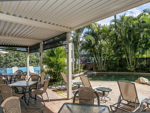 Absolute Beachfront With Million Dollar Views - Accommodation BNB 2
