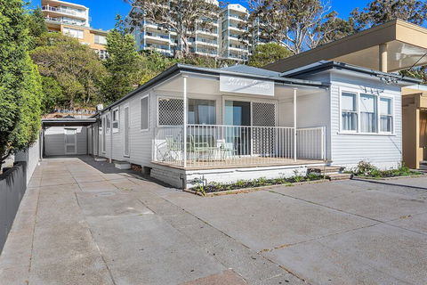 Victoria Parade 29B - Accommodation BNB 1