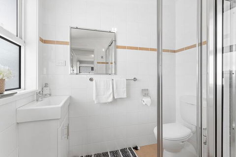 Victoria Parade 29A - Accommodation BNB 2