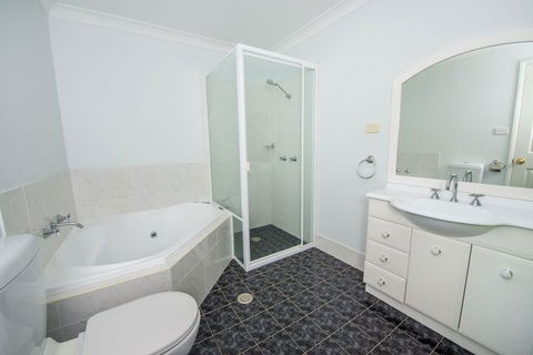 Ajax Avenue 2 / 35 Nelson Bay - Accommodation BNB 4