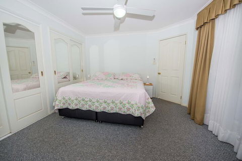 Ajax Avenue 2 / 35 Nelson Bay - Accommodation BNB 2