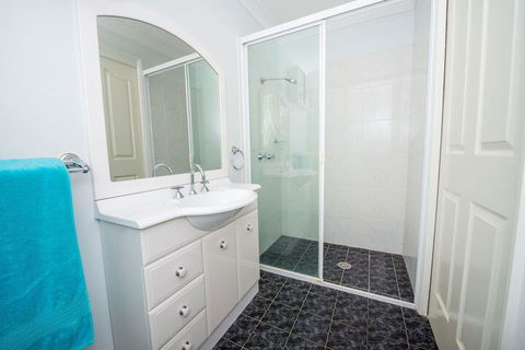Ajax Avenue 2 / 35 Nelson Bay - Accommodation BNB 3