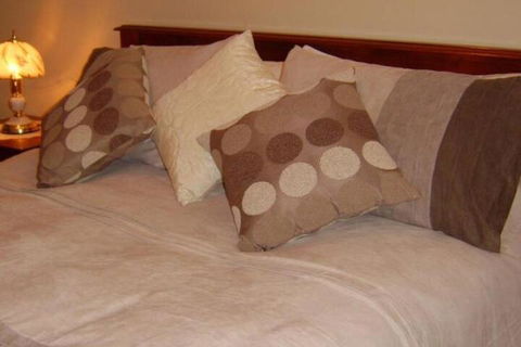 Explorers Holiday House - Accommodation BNB 4