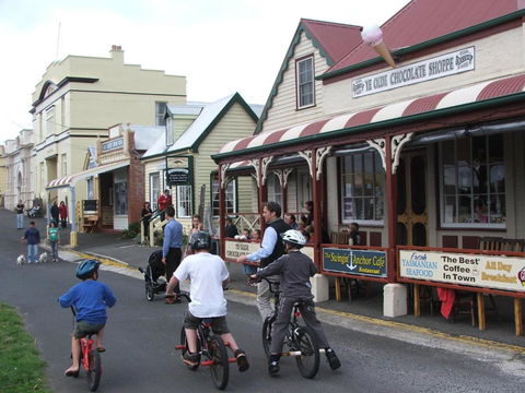 Ellies Cottages - Accommodation BNB 2