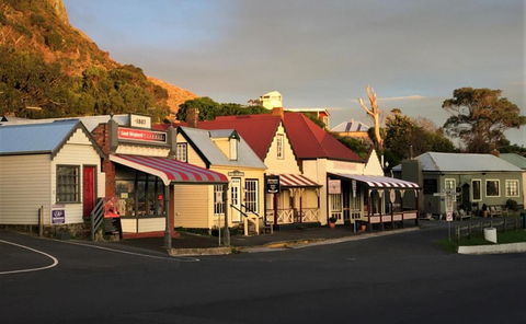 Ellies Cottages - Accommodation BNB 3