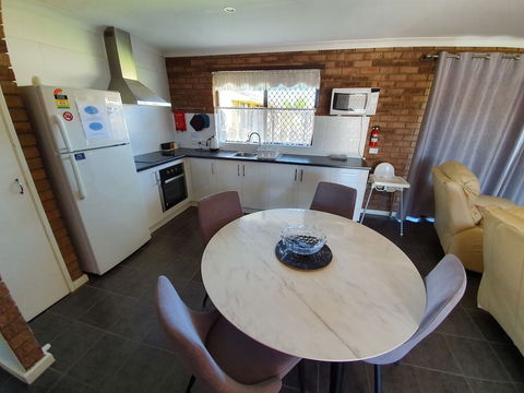 Ocean Beach Chalet 18 - Accommodation BNB 2