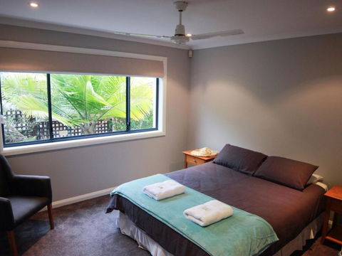 Absolutely Avoca 114a Avoca Drive Avoca Beach - Accommodation BNB 6