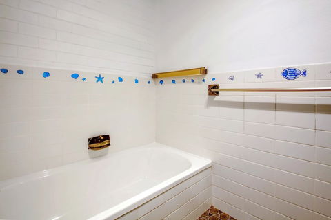Villa Ellisa Unit 1 / 10 Columbia Close - Accommodation BNB 4