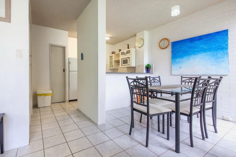 Villa Ellisa Unit 1 / 10 Columbia Close - Accommodation BNB 2
