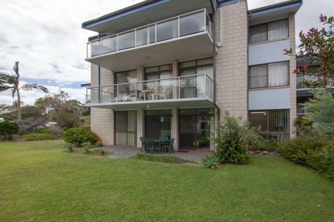 Villa Ellisa Unit 1 / 10 Columbia Close - Accommodation BNB 0
