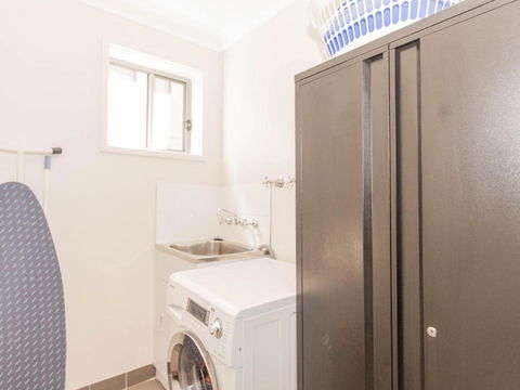 Aspect 1 / 8a Poly Cow Lane - Accommodation BNB 2