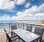 2 / 137 Soldiers Point Road luxury unit on the waterfront with aircon  free unlimited Wi Fi - Accommodation BNB