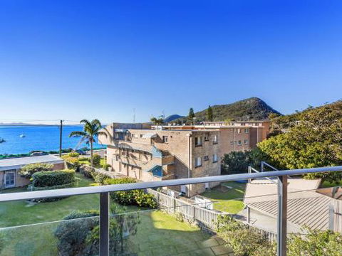 Bella Vista Unit 20 / 19 Shoal Bay Road - Accommodation BNB 0