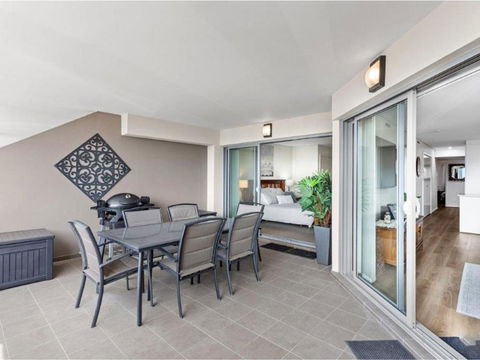 Villa Serene At Fingal Bay - Accommodation BNB 3