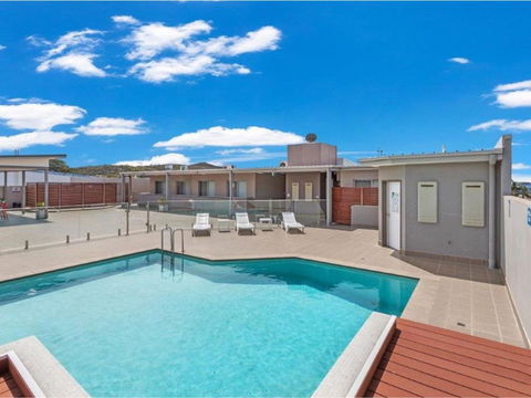 Villa Serene At Fingal Bay - Accommodation BNB 2