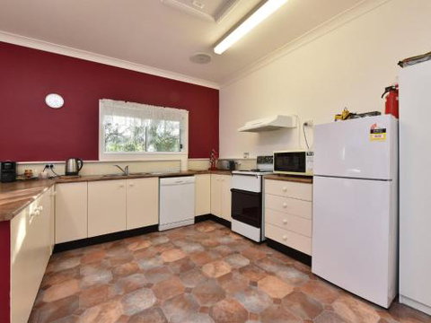 Tabitha Hill Cottage - Accommodation BNB 4