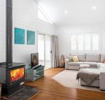 3 Macleay St. Narrawallee - Accommodation BNB