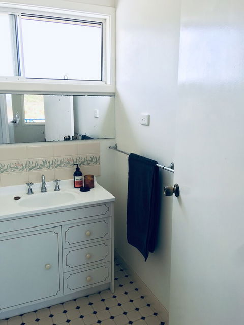 The Beach House Ledge Point - Accommodation BNB 5